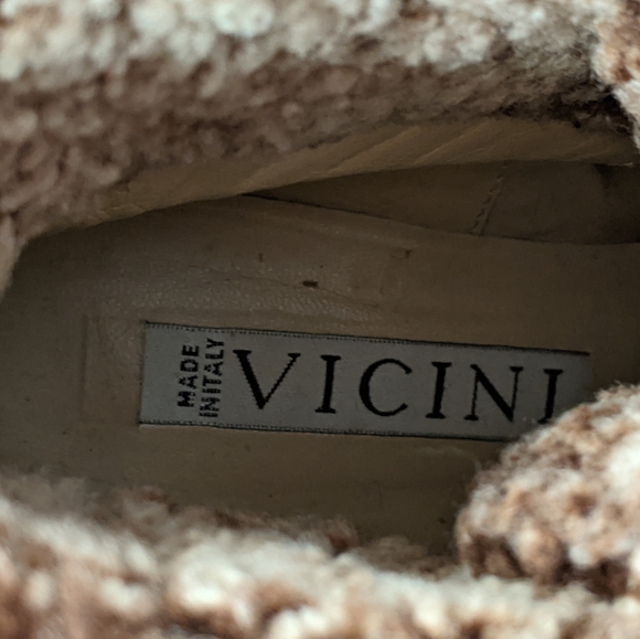 Vicini Shoes Fur lined Suede Ankle Boots - Picture 6 of 11